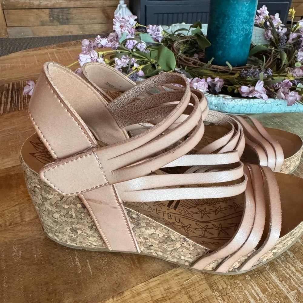 Blowfish Malibu stylish wedge